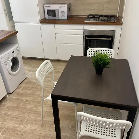 Kiraly78 Huge Apartament
