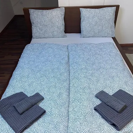 Kiraly78 Huge Apartament *