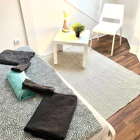 Kiraly78 Huge Apartament *