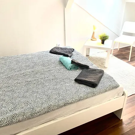 Apartament Kiraly78 Huge *